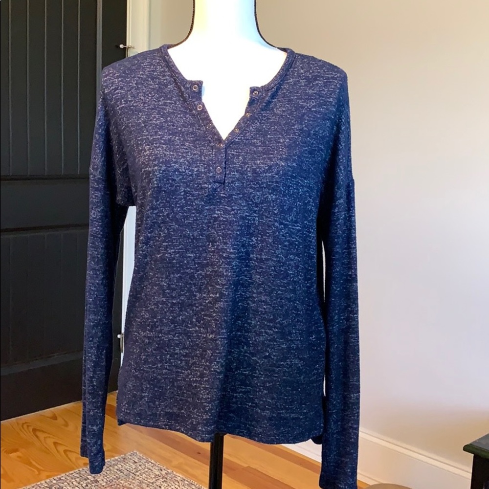 Blue fleece v-neck top
